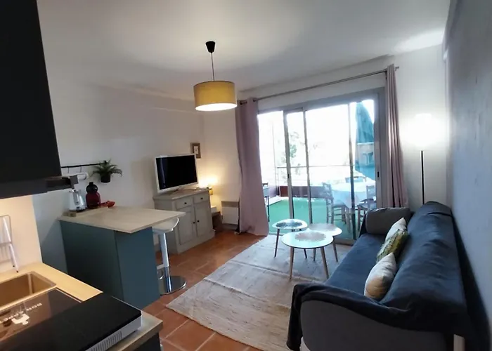 T2 Le Liouquet 117, * La Ciotat